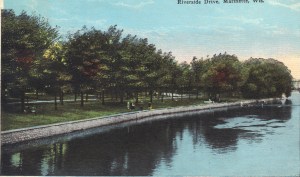 Riverside postcard 1915 color