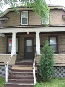 821 N Webster 02
